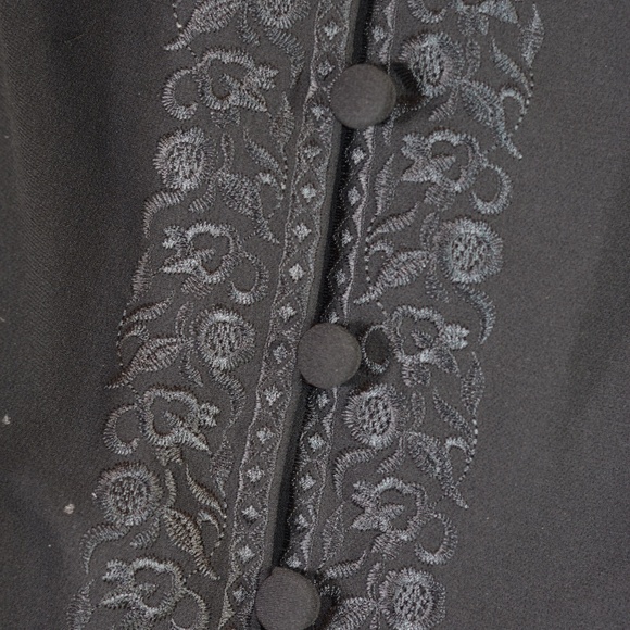 Black embroidered two pice Skirt/Jacket Suit SZ 14 John Meyer - Picture 6 of 10